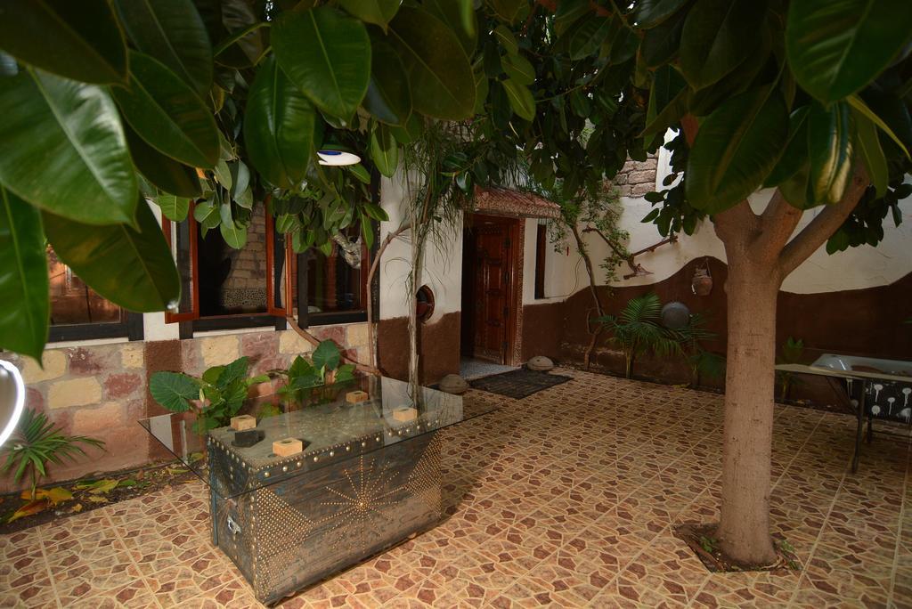 Maison D'Hotes Ait Bou Izryane Bed & Breakfast Timoulilt Exterior photo